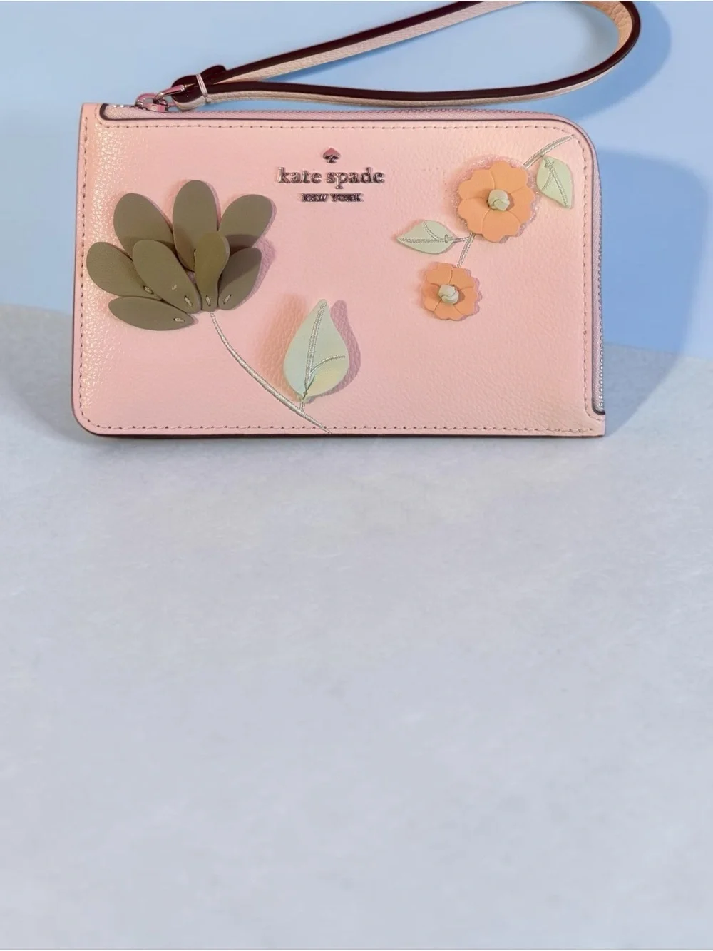 Kate Spade Lucy peach card holder wristlet NWT MSRP: $159!